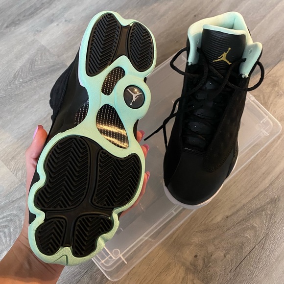 Air Jordan 13 GS Mint Foam | Size 38 - Picture 2 of 9